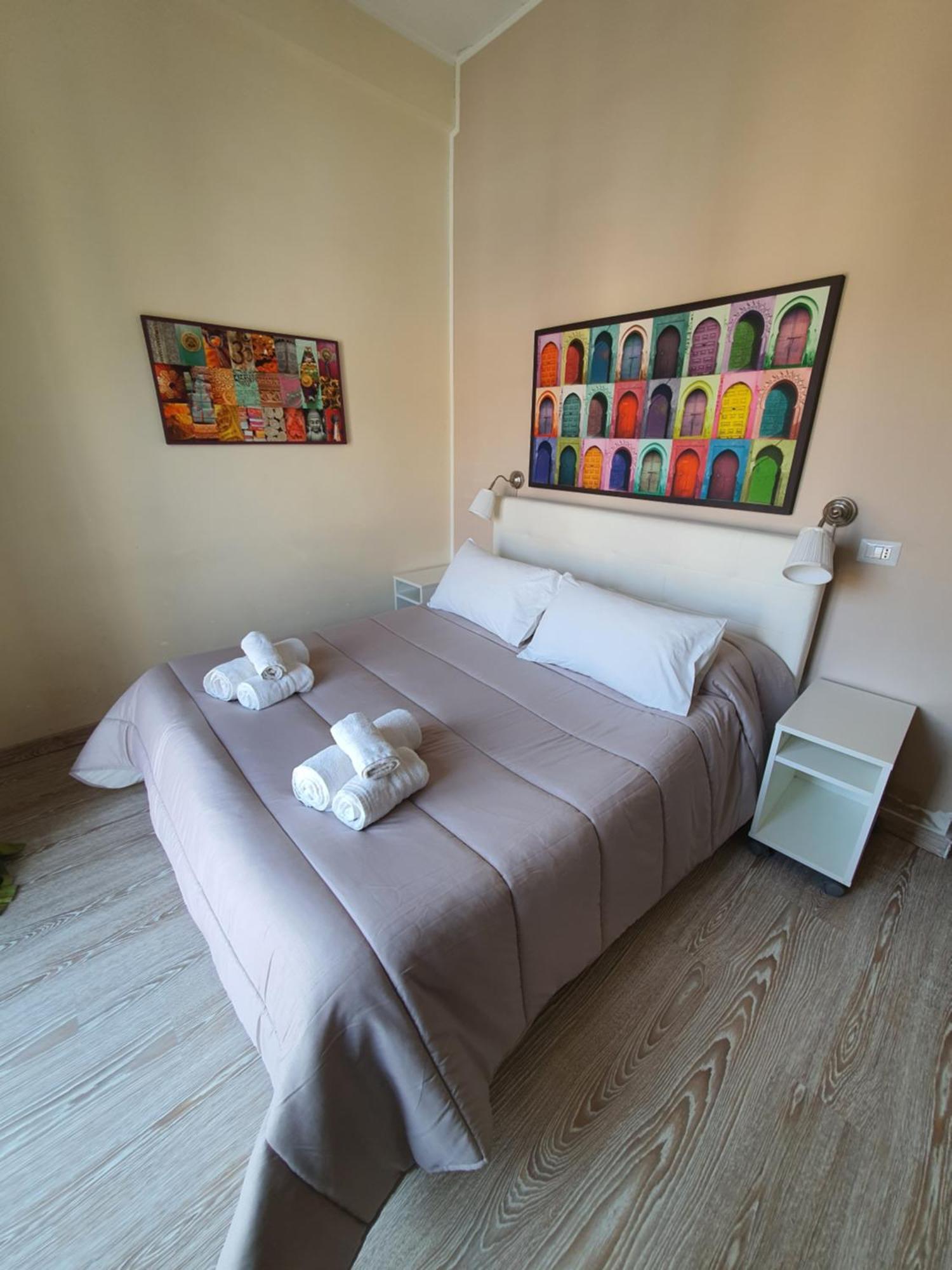 4Rooms Guest House Free Wi-Fi Salerno Eksteriør bilde